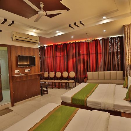 Hotel Haridev Roorkee Exteriér fotografie